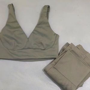 Victoria secrets yoga set 🧘♂️ 🕉